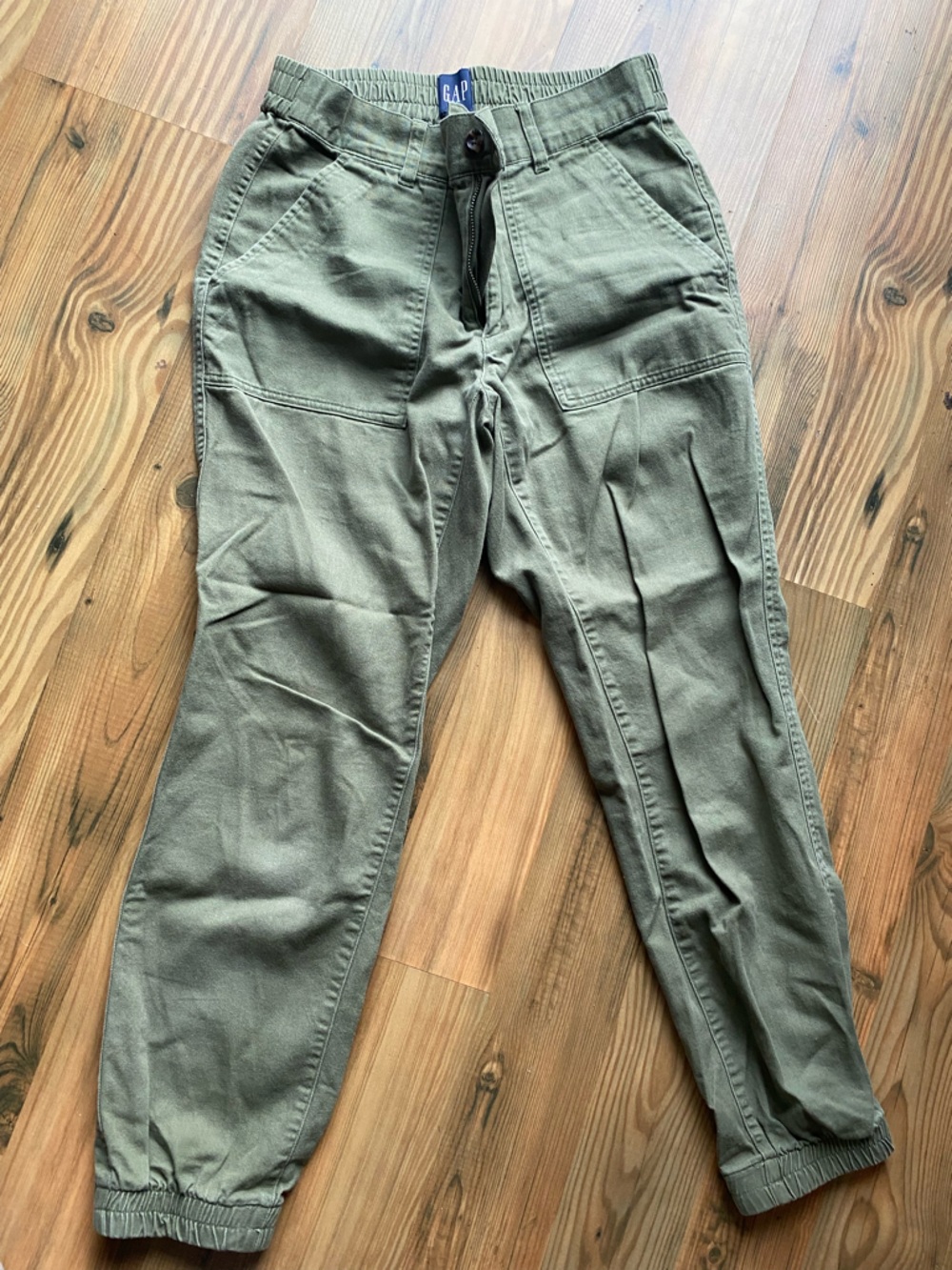 GAP women’s Olive Green Casual Jogger Pants